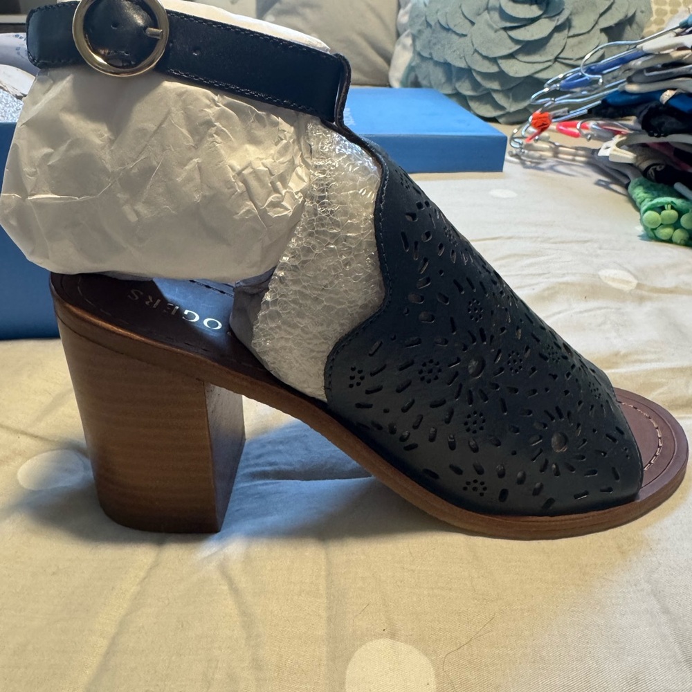 7.5 Jack Rogers Ronnie Heels